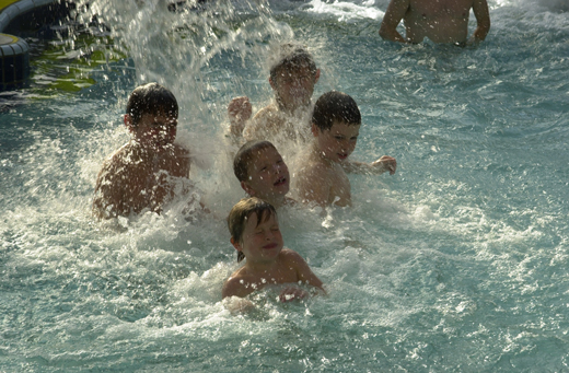 Kinder in den Bremer Bädern