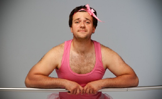 Junggeselle in Frauenkleidung